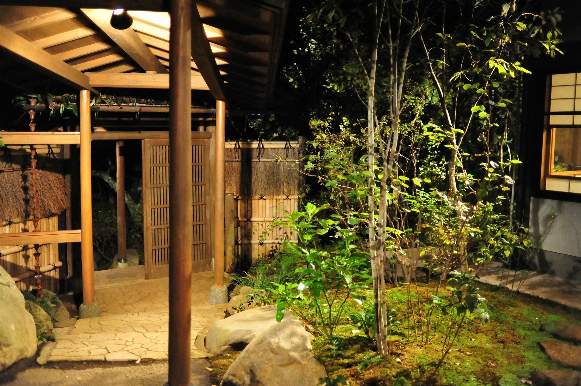 ホテル 懐石旅庵 阿しか里 湯河原町 エクステリア 写真